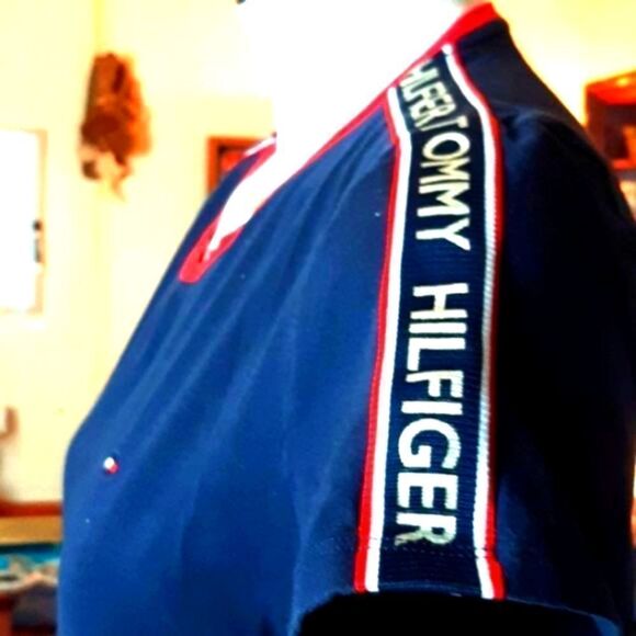 Tommy‎ Hilfiger Short Sleeve Tshirt Blue Shoulders Logo  Dress  M - Picture 3 of 10